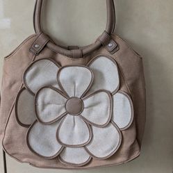 RELIC Women Hand Bag  light Brown W/ Oversized Flower Canvas