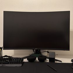 Acer 31.5”  curved monitor