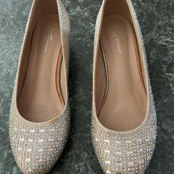 Women’s Sparkly Dress Shoes 