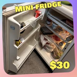 Mini Fridge Refrigerator Under Counter Kitchen Freezer
