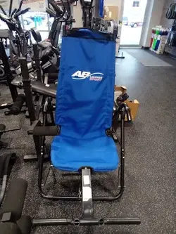 Inversion ab/core chair