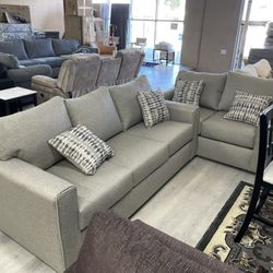 LIGHT GRAY SOFA LOVESEAT SET