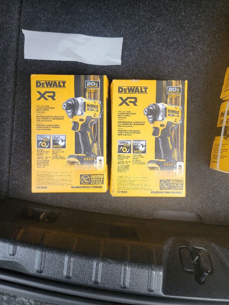 DEWALT XR 20-volt max 1/4-in Brushless Cordless Impact Driver