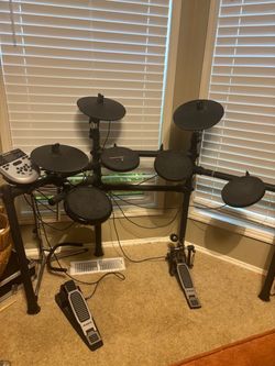 Alesis electric drum Kit