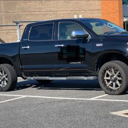 2011 Toyota tundra 