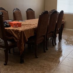 8 Seater table 