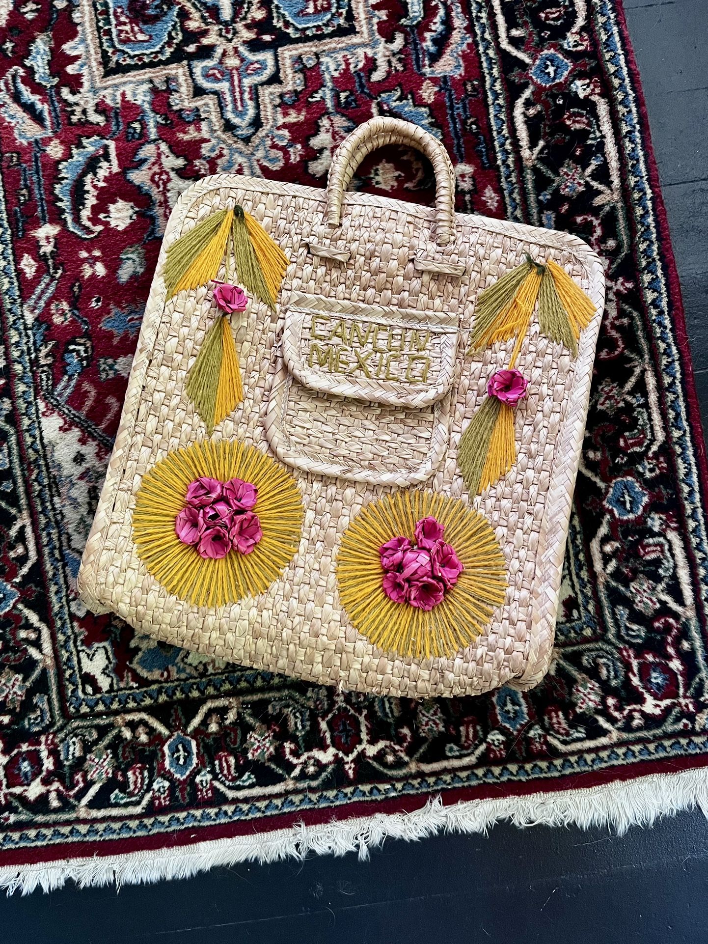 Vintage Woven Straw Mexico Beach Hand Bag Tote Boho Summer Bag