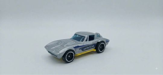 Hot Wheels Corvette Grand Sport - Silver Racing Edition with Goodyear Side Decals