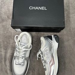 Chanel Gold And Silver 