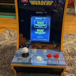 Space Invaders Arcade Game