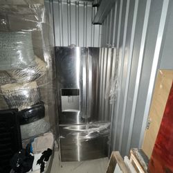 LG French Door Refrigerator 