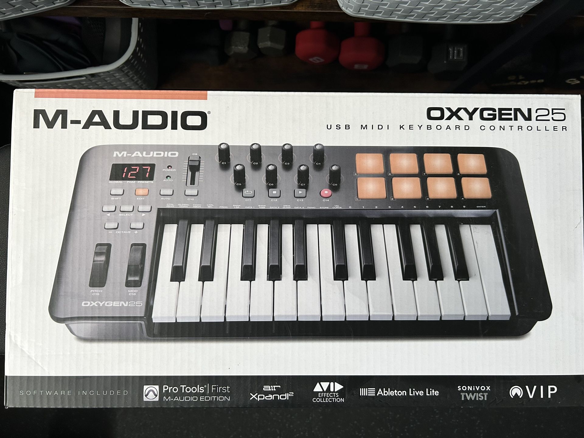 M-Audio - Oxygen 25 USB MIDI Controller