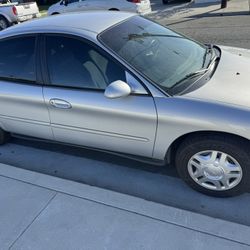 1999 Ford Taurus SE