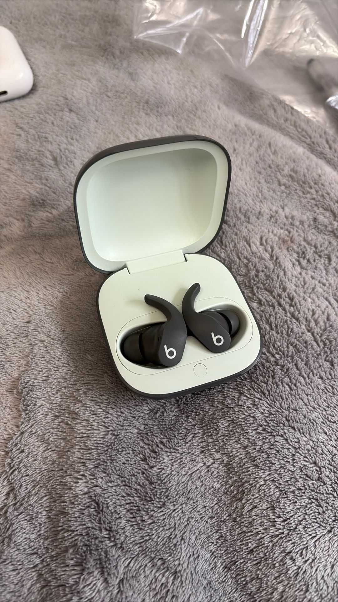 beats earbuds