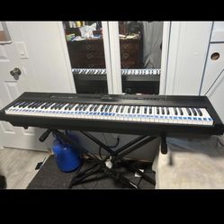 Donnor Brand Piano