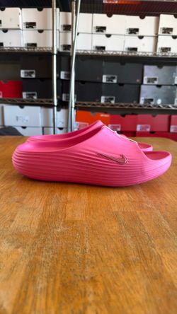 New Nike Reactx Rejuven8 Slide Sandals Slippers Pink Pinksicle Women’s 12, Men’s 11