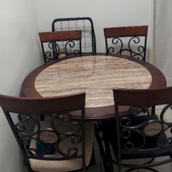 Table Set With 4 Chairs