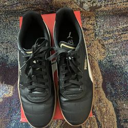 Like New Men's Puma Astro Kick SL Sneakers