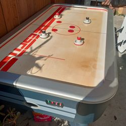 ESPN AIR Hockey Table Comes With Cover 