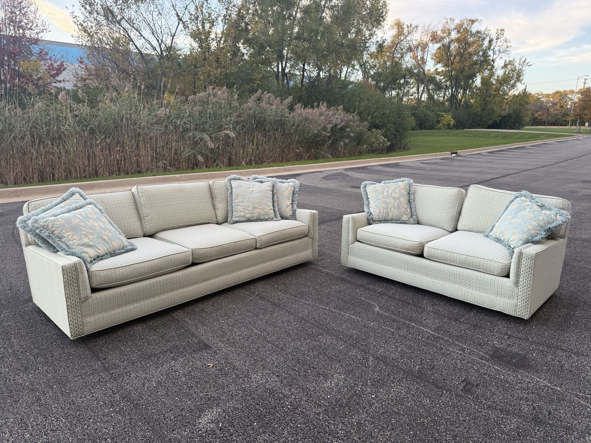 Vintage Woven Sofa & Loveseat Set β Free Curbside Delivery!