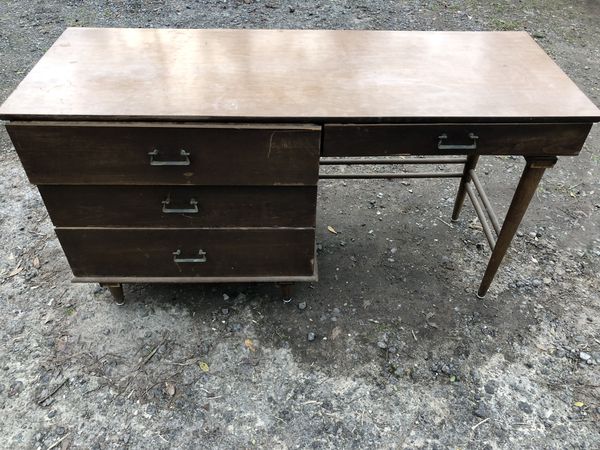 Kroehler furniture company old desk real wood for Sale in Lumberton, TX