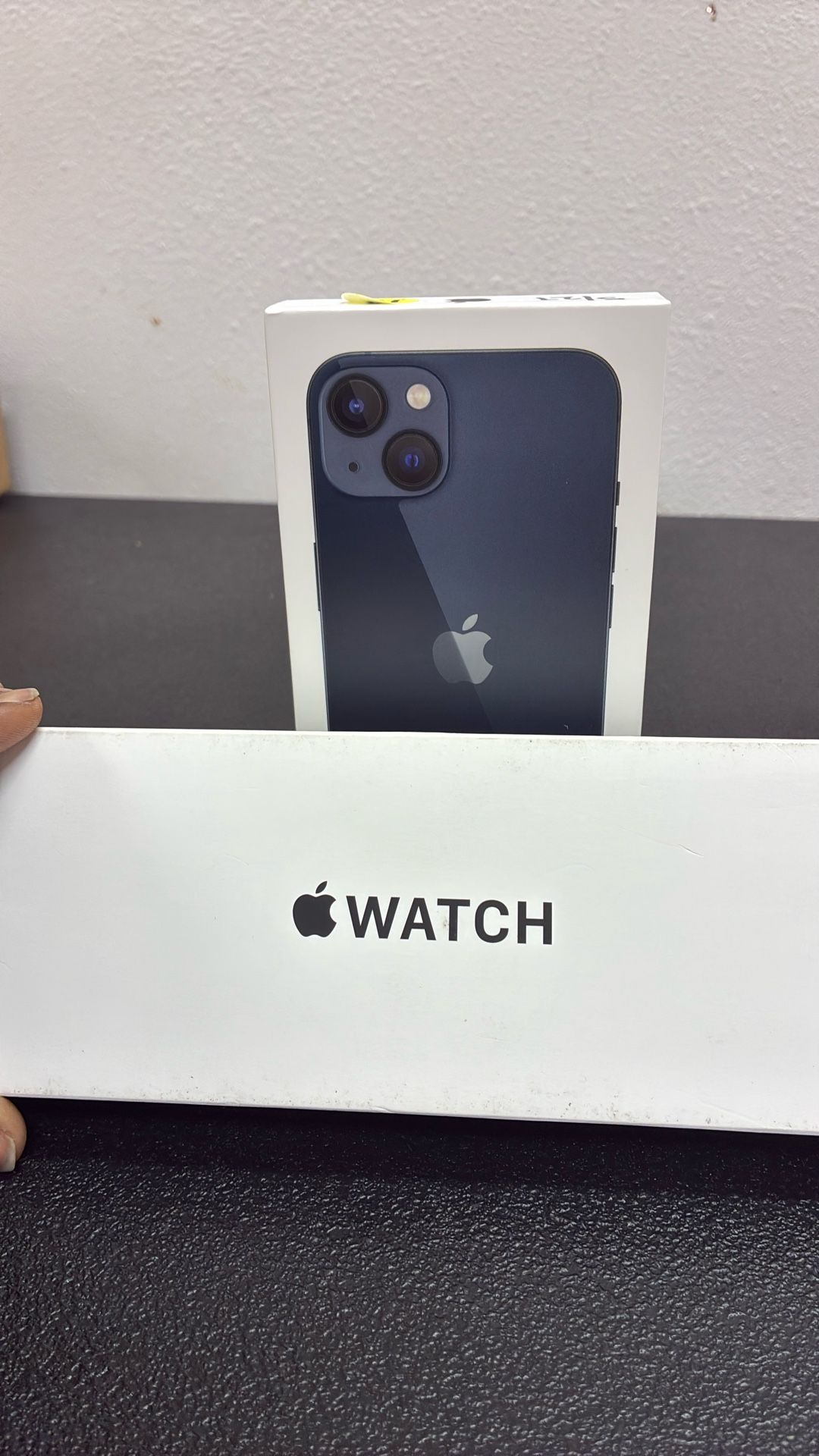 iPhone Apple Watch Bundle