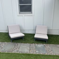 Brand New (open Box) Outdoor Lounge Chairs (set Of 2)