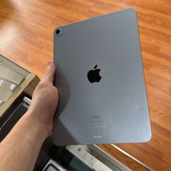 iPad Air 4th Generation 64GB WiFi Only Used 