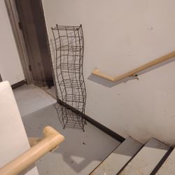Metal Shape With Awesome Modern Design Shelves