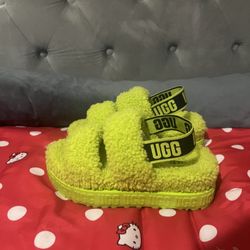 Women’s Uggs 