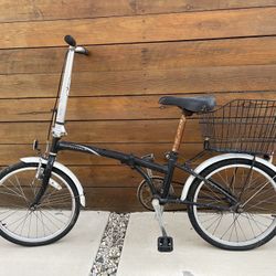 Boardwalk Commuter Bike w/ Rear Basket – Great City / Beach Cruiser