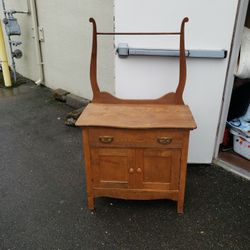 Antique Wash Table 