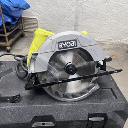 Ryobi Corded 7 1/4in. Circular Saw