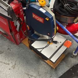 Ryobi Bandsaw Bs902