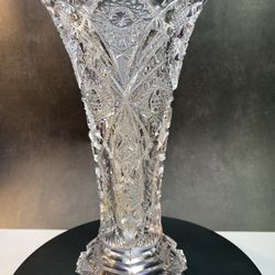 Beautiful Vintage 1950s Imperial Glass Pressed Cut Glass Vase Sawtooth Edge 9 3/4" high.