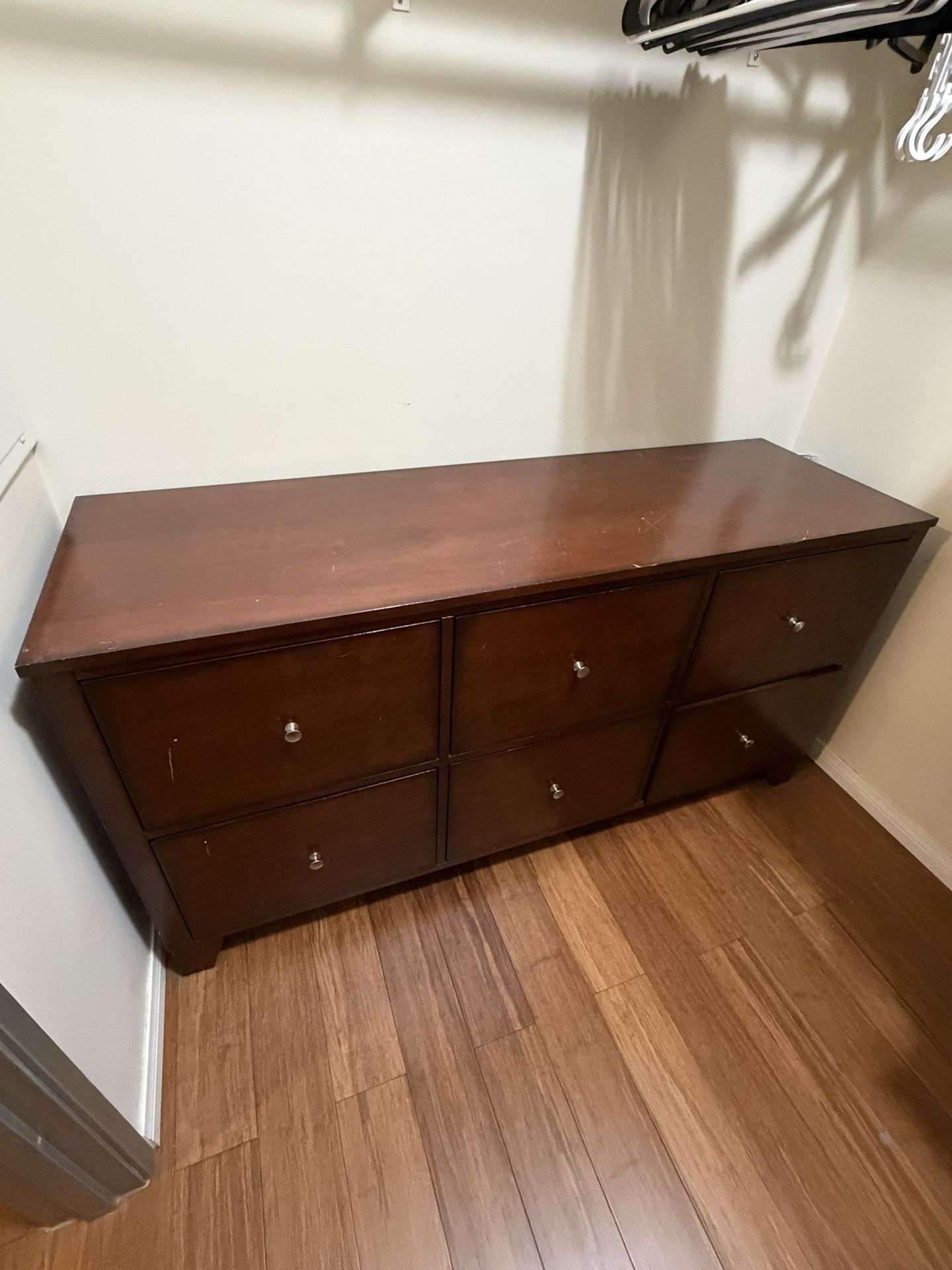 Solid Wood 6-Drawer Dresser – Clean, Heavy, Quality Build (Pickup Only)