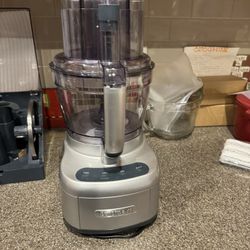 13 Cup Cuisinart Food Processor