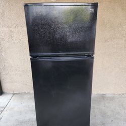 3MONTHS WARRANTY 30X30X66 KENMORE FRIDGE 18CUFT BLACK 
