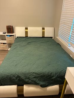 Full size bedroom set