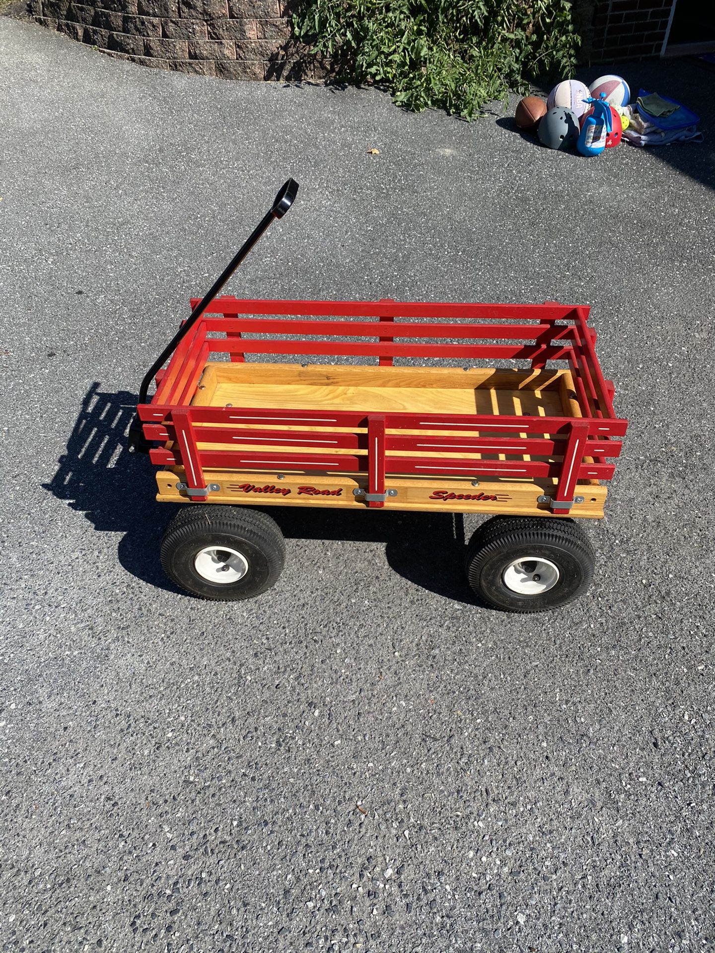 Amish made wagon like new