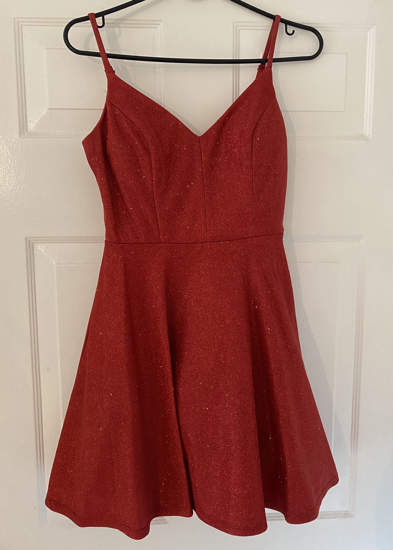 Red Sparkly Short Flowing Party Dress Size 5