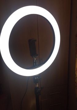 BRAND NEW Ring Light 10” Photo Light Video Light