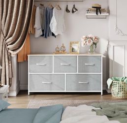 Dresser for Bedroom with 5 Drawers ( top board is brown color)