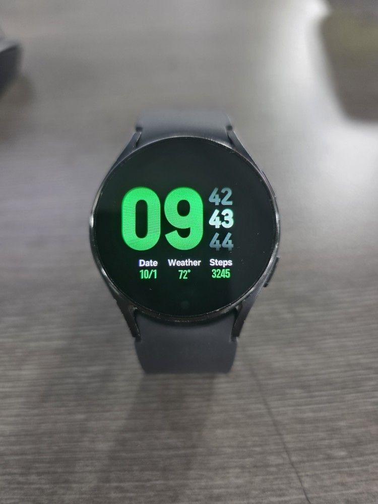 Samsung Watch 5 LTE
