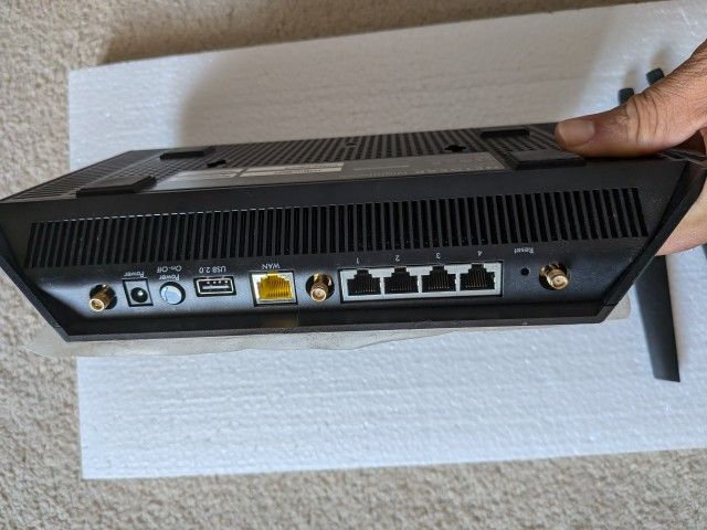 Netgear AC1900  R7000 Router