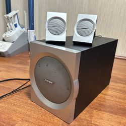 Bose Companion 3 Speakers