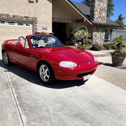 1999 Mazda MX-5 10th Anniversary Edition Roaster