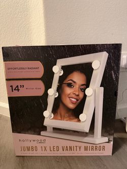 Vanity mirror LED lights