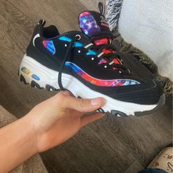 Skechers