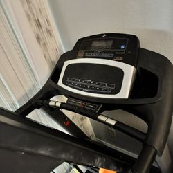 Treadmill / Walker